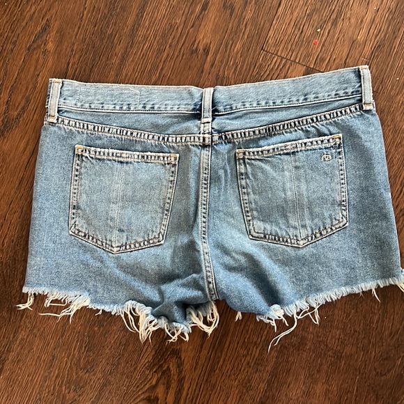 Rag n’ Bone denim frayed shorts - Picture 2 of 2